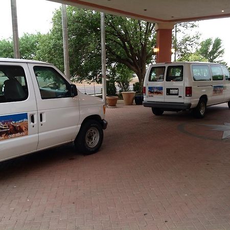 Wyndham Garden Amarillo Hotel Exterior photo