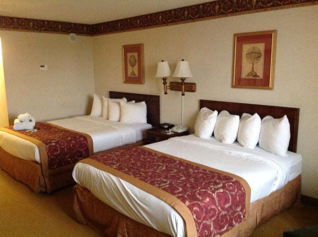 Wyndham Garden Amarillo Hotel Room photo